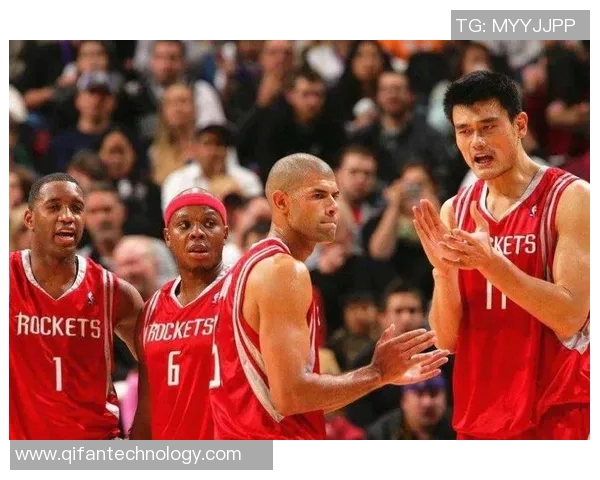 火箭队传奇姚明的辉煌历程与对篮球的深远影响 火箭队传奇姚明的辉煌历程与对篮球的深远影响