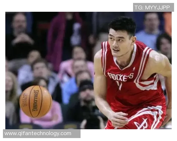 姚明精彩灌篮瞬间回顾见证篮球巨星的力量与优雅